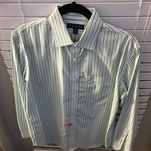 Banana Republic Non-Iron Classic Fit Dress Shirt